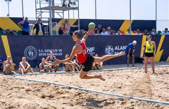 Golden Sands, Golden Victories