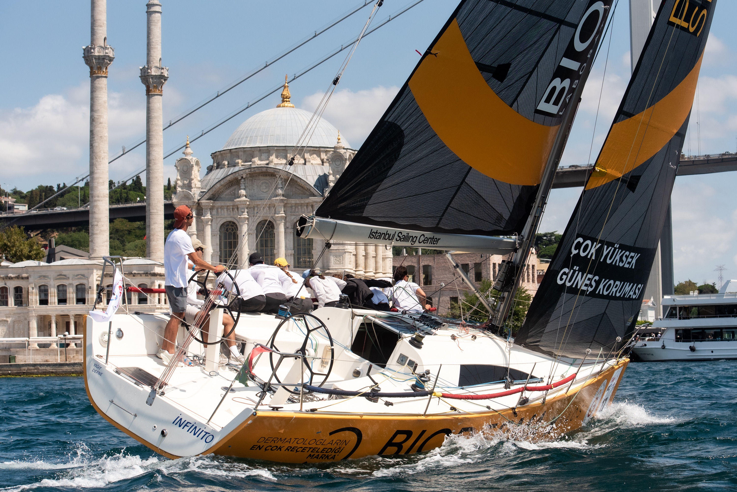 İstanbul’s Sailing Stage