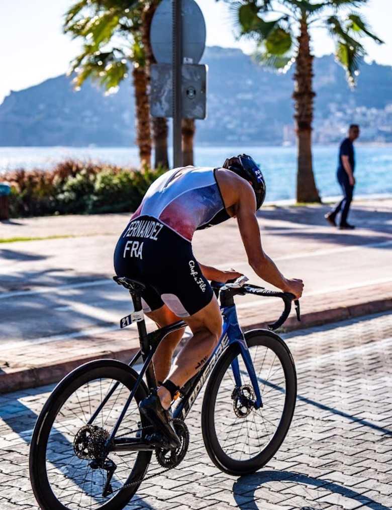Ev Sahipliğinde Zafer: Uluslararası Askeri Triatlon Şampiyonası’nda Türkiye Zirvede